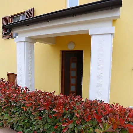 Ivana - Iva アパート ザダル