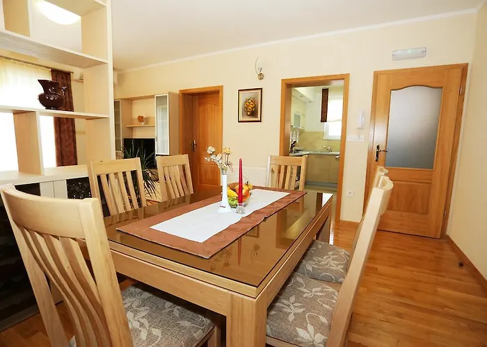 Ivana - Iva Apartment